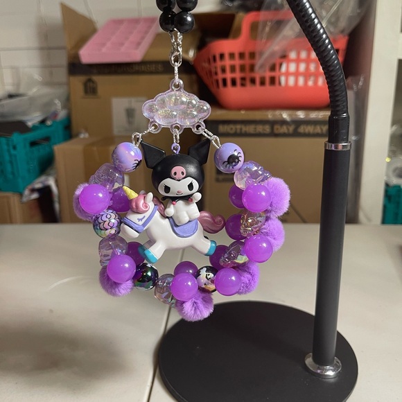 Hello Kitty Kuromi Rearview Mirror Car Hanger - Picture 6 of 7